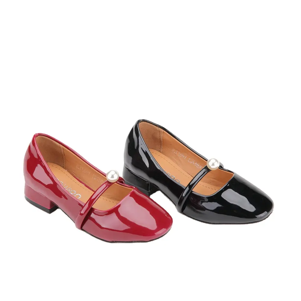 Red patent leather fancy low heels kids pumps model dresses shoes for girls