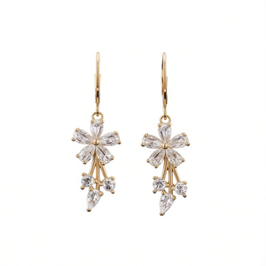 Pendientes colgantes de flor chapados en oro con cristales de corte marquesa para mujer, estilo romántico de boda - Product Image 1
