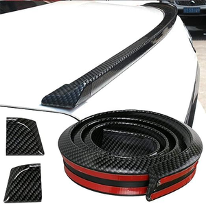 Perfil de PVC de Alta Resistencia con Núcleo de Acero, Protector Flexible en Forma de U para Cajas de Herramientas Industriales y Bancos de Trabajo - Product Image 1