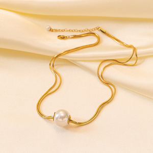 Collier en acier inoxydable plaqué or 18 carats pour femme, avec perles, pampilles et sequins, motif géométrique, élégant et tendance, idéal pour les fêtes - Product Image 5