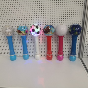 Jouets à bulles rotatifs Disco électriques personnalisés Boule rotative à 6 trous avec souffleur de bulles lumineux Boule rotative amusante en plastique pour enfants - Product Image 5