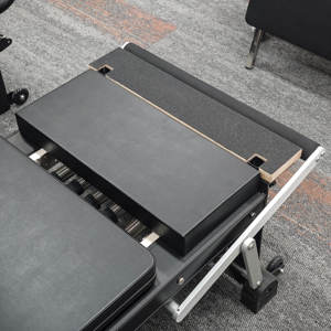 Canada <span class=keywords><strong>V2M</strong></span> Pilates Reformer Studio et personnalisation personnelle en aluminium Couleur et logo - Product Image 4