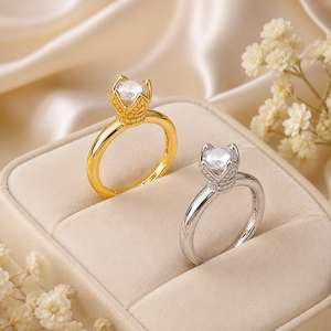Anello monolitico classico a quattro griffe, dal design elegante e un accessorio alla moda per l'uso quotidiano. - Product Image 3