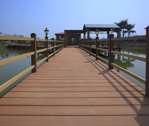 Revêtement de terrasse en <span class=keywords><strong>bambou</strong></span> imperméable de 20mm d'épaisseur <span class=keywords><strong>Prix</strong></span> compétitif Revêtement de sol de jardin extérieur pour les parcs Motif de <span class=keywords><strong>parquet</strong></span> - Product Image 3