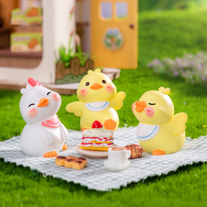 Adornos Decorativos de Micropaisaje, Patitos Amarillos de Resina Pequeños, Decoraciones para Coche, Accesorios para Llaveros, Juguetes de Jardín de Hadas para Niños - Product Image 4