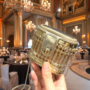 Túi đeo vai mini thiết kế sang trọng màu vàng dành cho nữ, hình dạng kim loại độc đáo, ví cầm tay dự tiệc cưới thời trang - Product Image 6