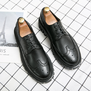 Chaussures habillées en cuir de style coréen <span class=keywords><strong>pour</strong></span> hommes chaussures de marche décontractées en cuir PU mocassins de bureau à la mode à talons hauts <span class=keywords><strong>pour</strong></span> hommes - Product Image 2