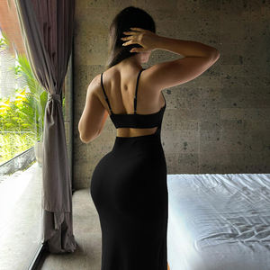 Robe longue en maille sexy pour <span class=keywords><strong>femme</strong></span> 2026, avec découpes et fente, taille naturelle, style cami, vente en gros - Product Image 4