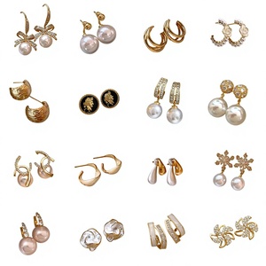 Boucles d'oreilles uniques en argent S925 et alliage de zinc, perles classiques, luxe léger, haut de gamme, style <span class=keywords><strong>c</strong></span>élébrité internet, polyvalentes pour femme - Product Image 1