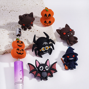 Cuentas focales de silicona 3D de Halloween con diseños de calabaza, murciélago, araña, bruja y lobo para bolígrafos con cuentas, llaveros y manualidades DIY - Product Image 1