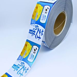 Etiqueta Adhesiva Personalizada Impermeable para Ropa, Botellas y Prendas, Impresión de Etiquetas en Rollo de Plástico BOPP, PP, PVC, PE - Product Image 3