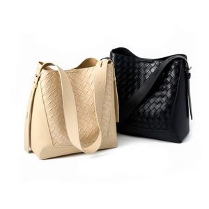 Wholesale Fashion Genuine Leather Woven Lady Bucket <b>Bag</b> Zipper Crossbody <b>Messenger</b> Shoulder Tote Braided Waterproof Soft - Product Image 3