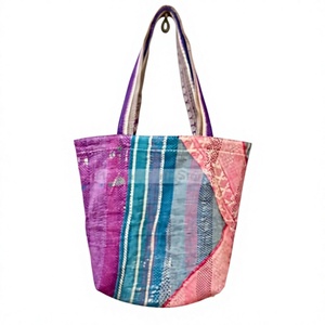 Bolsa de Mano Reutilizable de Moda, Ligera y Ecológica, de Algodón de Color Sólido Estilo Bohemio, con Diseño Acolchado Estampado, Abertura Superior, para Uso en Todas las Estaciones - Product Image 1