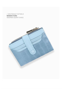 Cartera de Cuero Suave con Cremallera y Patrón de Cocodrilo para Mujer, con Protección RFID, Nueva, Corta, Pequeña, Moderna, para Monedas y Tarjetas - Product Image 2