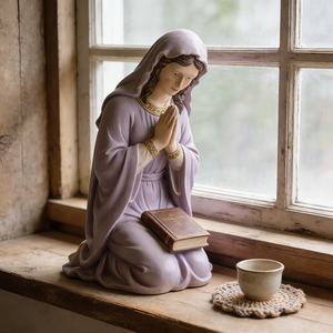 Statua religiosa della Vergine Maria inginocchiata, statuetta in resina della Beata Madre che si prega per l'altare cattolico di casa, elegante regalo spirituale - Product Image 4