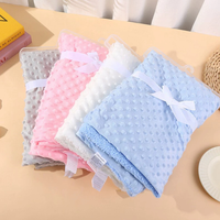 Couverture Bébé Aodu en Minky à Pois et Sherpa Double Face Douce et Confortable pour Nouveau-né, Enfant, Berceau, Poussette, Langes – Vente en Gros Direct Usine