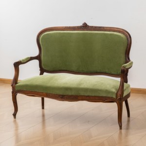 Divano <span class=keywords><strong>in</strong></span> <span class=keywords><strong>Velluto</strong></span> Intagliato <span class=keywords><strong>in</strong></span> Legno Massello Stile Vintage, Divanetto Classico a 2 Posti <span class=keywords><strong>in</strong></span> Tessuto per Soggiorno di Villa, Vendita all'Ingrosso Diretta dalla Fabbrica - Product Image 1