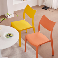 Chaise empilable en plastique pour l'intérieur et l'extérieur, sans accoudoirs, pour la salle à manger, la maison et le café