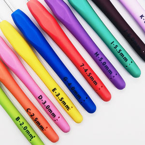 Ganchos <span class=keywords><strong>de</strong></span> ganchillo ergonómicos con estuche <span class=keywords><strong>Agujas</strong></span> <span class=keywords><strong>extra</strong></span> <span class=keywords><strong>largas</strong></span> para mano artrítica para costura - Product Image 6