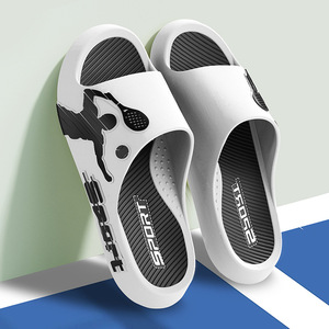 Nouvelles pantoufles de tennis d'intérieur pour hommes avec fonction antidérapante, semelle épaisse et douce, sensation de marcher sur du caca pour une utilisation estivale à la maison - Product Image 2