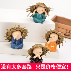 Straw Hat Four Little Monks Resin Figurine Car Interior Decoration Cute Buddha Ornament Gift Set - Product Image 3