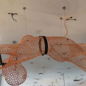 Calze a rete luci a sospensione scultura statua ginnastica atleti lampadari arte contemporanea sala decorativa - Product Image 3