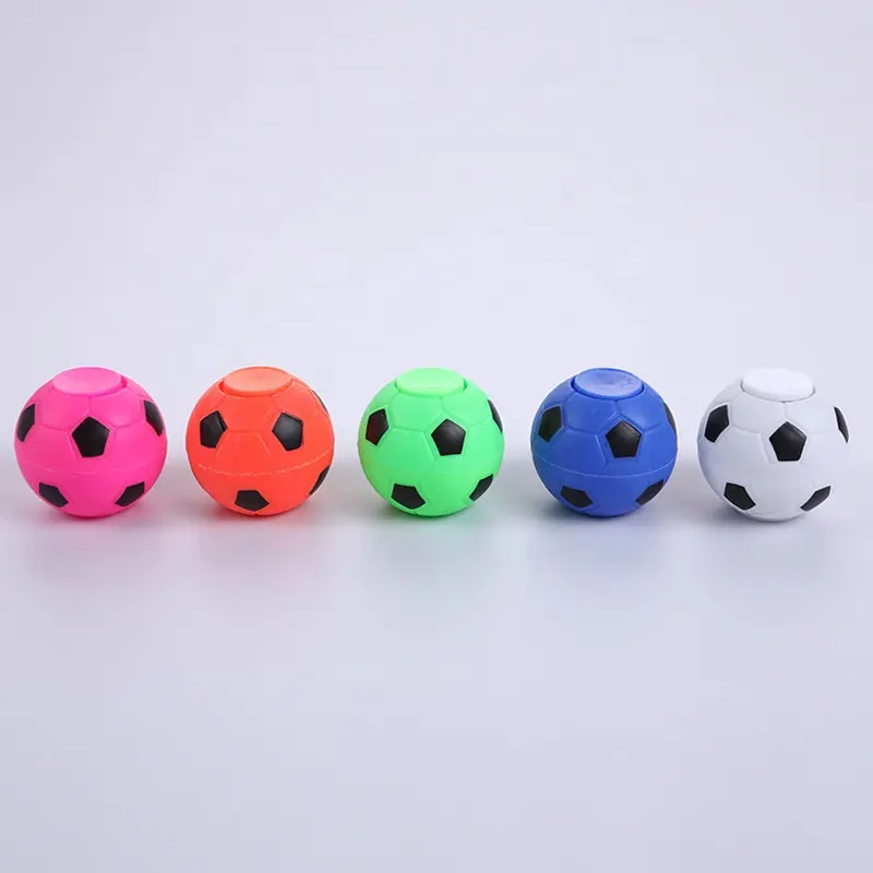 Mini Fidget Spinners Balón de fútbol Juguetes para fiesta de cumpleaños Juguete de descompresión Caja del Tesoro Juguete para el aula Volver Regalos para niños