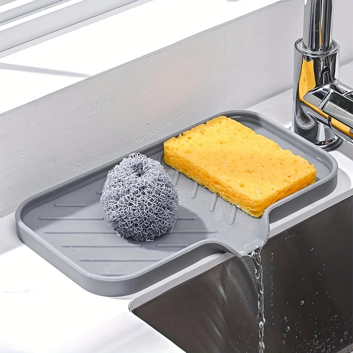 Sponge Holder Drain Sink Organizer Drying Rack Kitchen Soap Tray with Drain Spout Holder Factory Hot Sale Silicone Opp Bag