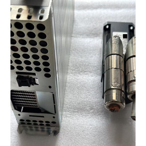 ไดรฟ์และมอเตอร์ซีรีส์ S700 รุ่น S70102-NAPMNA AKM22C-ANP2DA00 S700 S70102-NAPMNA AKM22C-ANP2DA00 S700 - Product Image 2