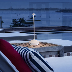 Lampe de table LED rechargeable sans fil <span class=keywords><strong>Pina</strong></span> Pro à commande tactile, vente chaude - Product Image 2