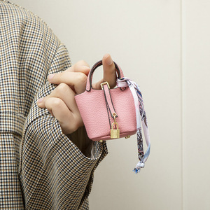 قلادة سلة صغيرة للسيارة-إكسسوارات كيرينغ جذابة - Product Image 2