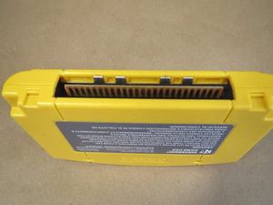 Accesorio de videojuego Retro <span class=keywords><strong>Tony</strong></span> <span class=keywords><strong>Hawk</strong></span>'s <span class=keywords><strong>Pro</strong></span> <span class=keywords><strong>Skater</strong></span> 2 para tarjeta Nintendo 64 para consola versión de EE. UU. Plástico en idioma inglés - Product Image 4