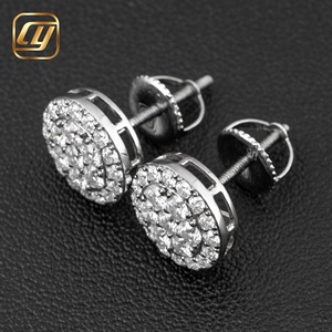 Boucles d'oreilles clous de luxe pour femme en moissanite plaqué or 18 carats, taille brillant rond, sertissage à griffes, bijoux de mariage - Product Image 5