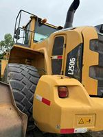 Pala Gommata Usata Volvo L250G L250E L250F L250H L150 L180 L220 L250 L350 con Accessori: Pinza per Tronchi, Lama da Neve, Spazzatrice, Martello Demolitore