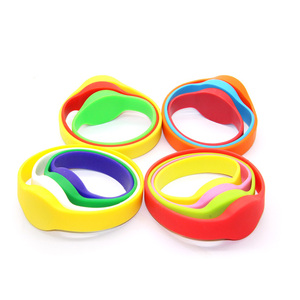 Braccialetto NFC 13.56MHz MIFARE Desfire EV3 2k 4k, Cinturino RFID in Silicone per Controllo Accessi Eventi/<span class=keywords><strong>Palestra</strong></span>, <span class=keywords><strong>Tessera</strong></span> Associativa - Product Image 5