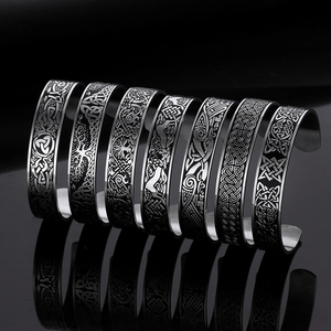 กำไลข้อมือสไตล์ไวกิ้ง นอร์ดิก เซลติก น็อต รูน วินเทจ สแตนเลส สำหรับผู้ชาย สไตล์พังก์ แบบเปิด กำไลหนา - Product Image 1