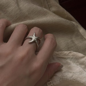 Anillo de Plata de Ley S925 con Estrella de Mar Pequeña, Acabado Mate, para Mujer, Estilo Retro, Anillo de Dedo Índice con Incrustaciones de Líneas Simples, Estilo Moderno - Product Image 1