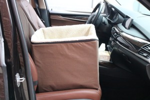 Vente en gros de siège <span class=keywords><strong>rehausseur</strong></span> de voyage pour voiture sport de luxe design frontal pour chien Oxford polyester porte-siège auto pour animaux de compagnie <span class=keywords><strong>housse</strong></span> de siège auto - Product Image 5
