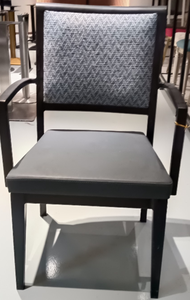 Silla de Restaurante Moderna de Cuero PU con Estructura Metálica, Diseño Contemporáneo, Muebles Comerciales Duraderos para Comedor - Product Image 4