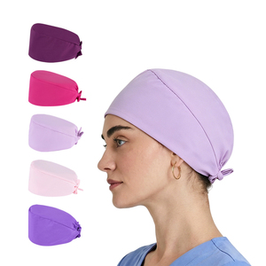 Gorro Quirúrgico Elástico de Alta Calidad con Impresión de Logotipo Personalizado, Color Rosa, Talla Ajustable para Cubrir el Cabello - Product Image 1