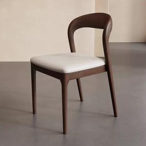 Silla de Comedor Rectangular Pequeña de Madera Maciza de Nogal Negro de Lujo Retro para Uso en Hoteles - Product Image 2