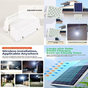 Nuevos Focos Solares - Luces de Jardín Impermeables para Exteriores IP67, Reflectores Solares LED de 100W y 200W - Product Image 2