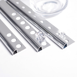 Fabbrica in lega di alluminio profilo decorativo in metallo strisce bordo protettore <span class=keywords><strong>per</strong></span> <span class=keywords><strong>piastrelle</strong></span> angolo - Product Image 1