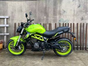 ฮวงหลง 300 ซีซี เครื่องยนต์สองสูบ ระบายความร้อนด้วยน้ำ ความเร็วสูงสุด 180 กม./ชม. เครื่องยนต์สองสูบที่เชื่อถือได้และมีสไตล์ ให้สมรรถนะทรงพลัง - Product Image 3