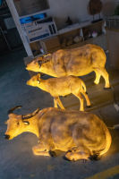 Lumières LED de paysage extérieur, lumières en forme d'affichage de parc de boeuf jaune, taches d'enregistrement créatives populaires, lumières en forme d'animal