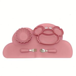 Juego de 5 Platos de Silicona con Diseño de Nube para Niños, Plato con Succión Manual, Cuchara de Dibujos Animados, Vajilla para la Hora de Comer del Bebé - Product Image 1