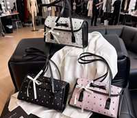 Nouveau sac à main tendance pour femme coréenne, style jeune fille, sac de banlieue à bandoulière unique, à porter sous le bras, avec fermeture éclair à nœud, en polyester, collection automne, design de niche
