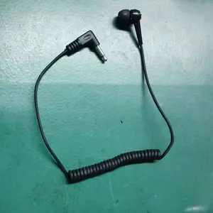 Microphone à main pour talkie-walkie L'écouteur externe de conduit d'air de 3.5mm écoute seulement mais <span class=keywords><strong>ne</strong></span> <span class=keywords><strong>parle</strong></span> <span class=keywords><strong>pas</strong></span>, bouchons d'oreille intra-auriculaires à écoute unique - Product Image 1