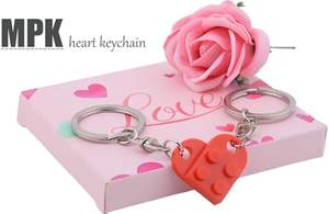 Petit porte-clés en forme de cœur rouge, cadeau d'amitié, collier en forme de cœur, 2 décorations assorties pour la Saint-Valentin, les anniversaires - Product Image 4