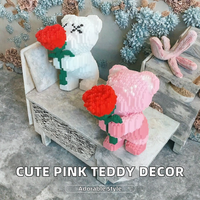 Adorable ours en peluche rose moderne en plastique, motif animal de dessin animé, fleur, cadeau éducatif pour anniversaire, couple, décoration de bureau